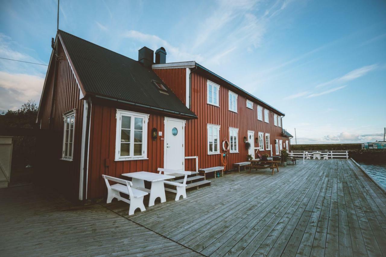 Hotel Solsiden Brygge Rorbuer Ballstad Exterior foto